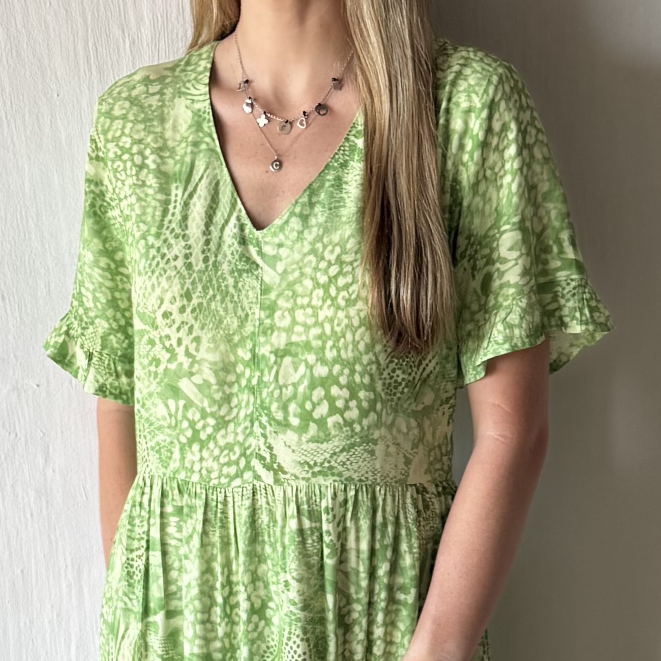 Mila V-Neck Maxi Tiered Dress SS - Image 2