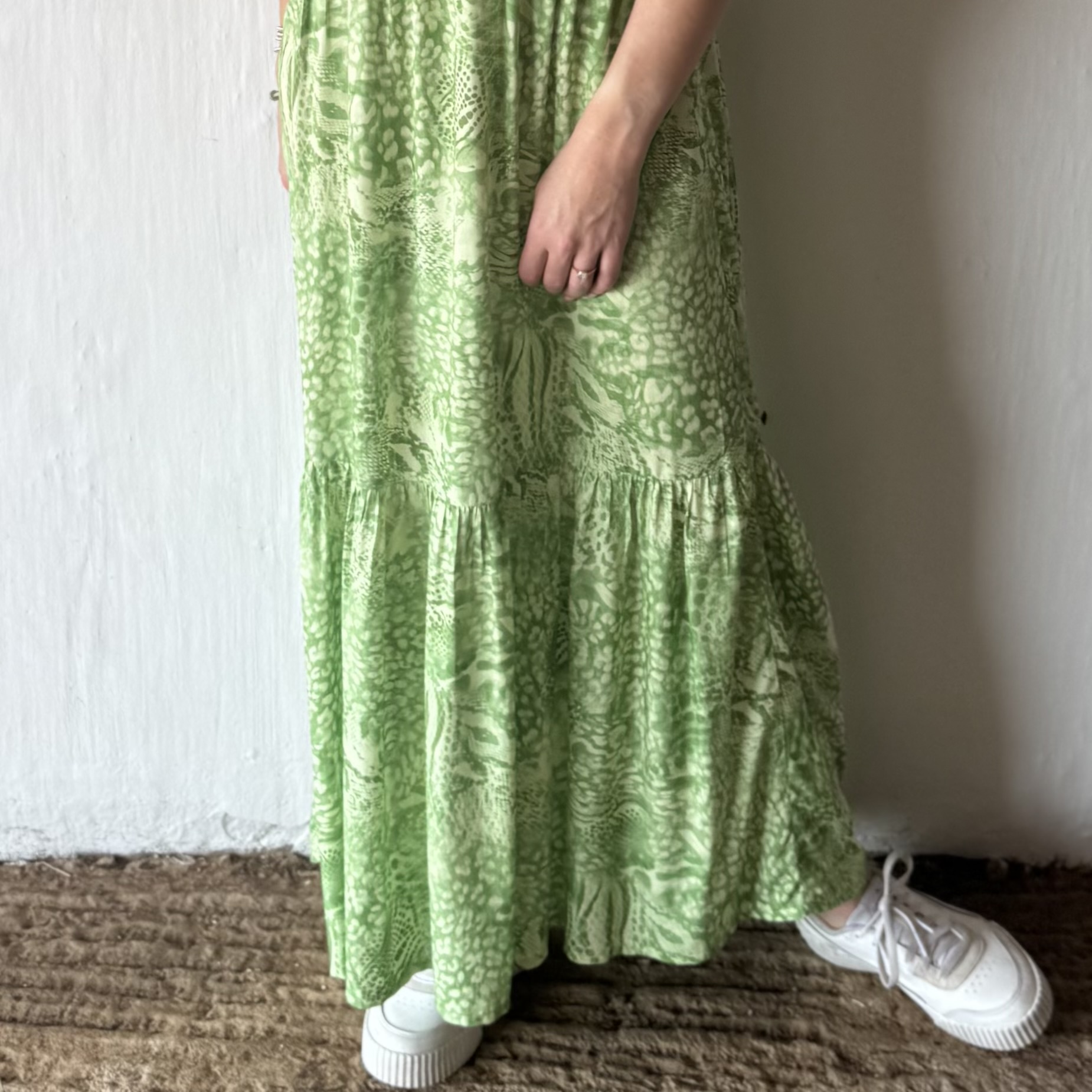 Mila V-Neck Maxi Tiered Dress SS - Image 3